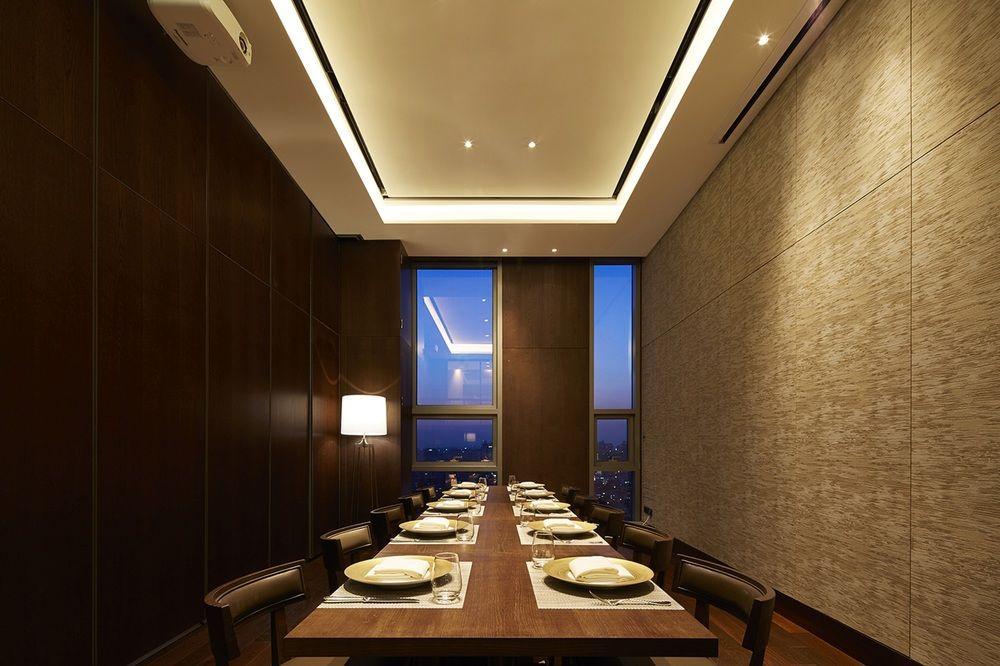 Four Points By Sheraton Josun, Station Hotel 4*