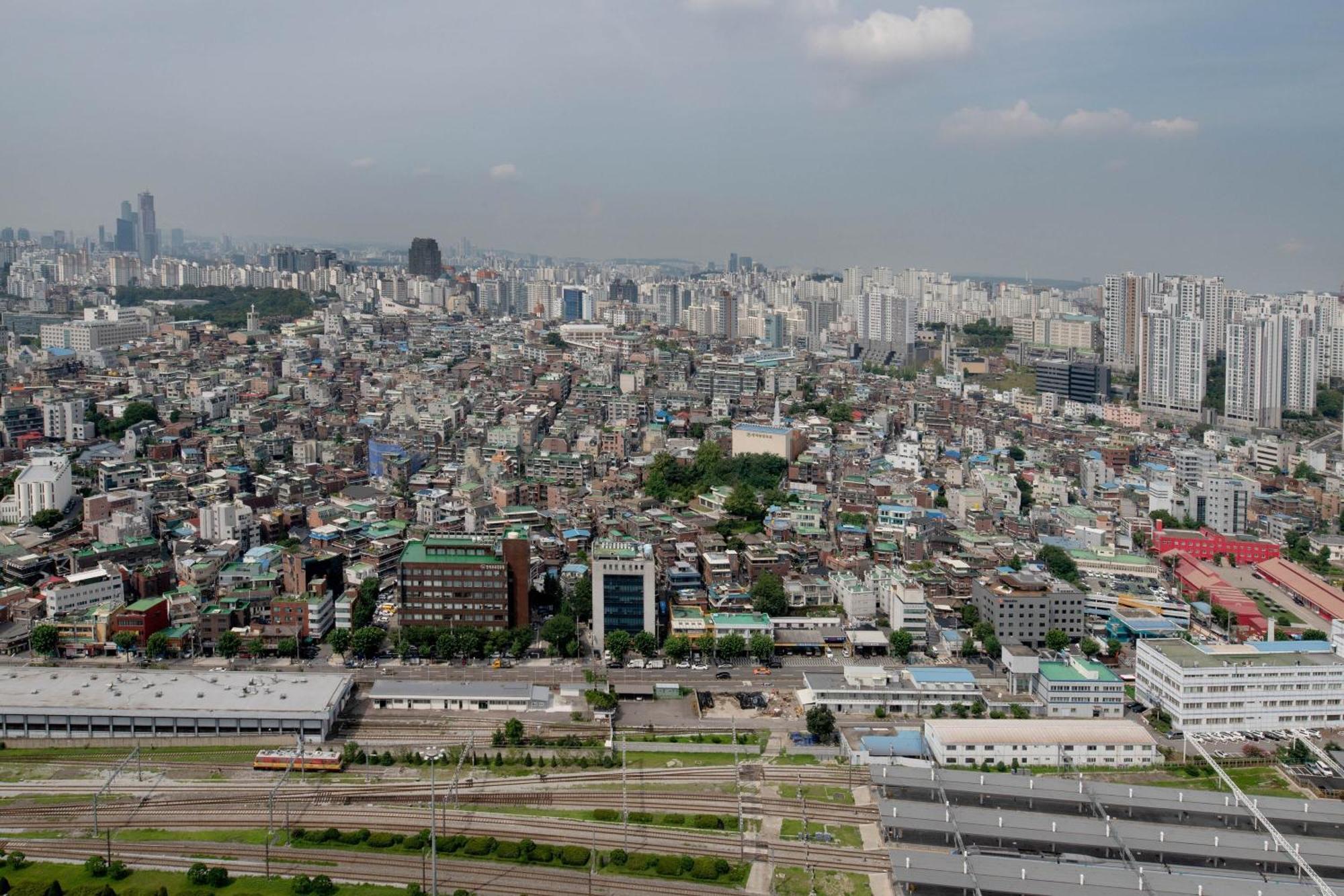 Hotel Four Points By Sheraton Josun, Station