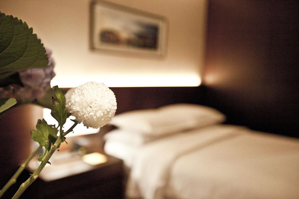 Four Points By Sheraton Josun, Station Hotel
