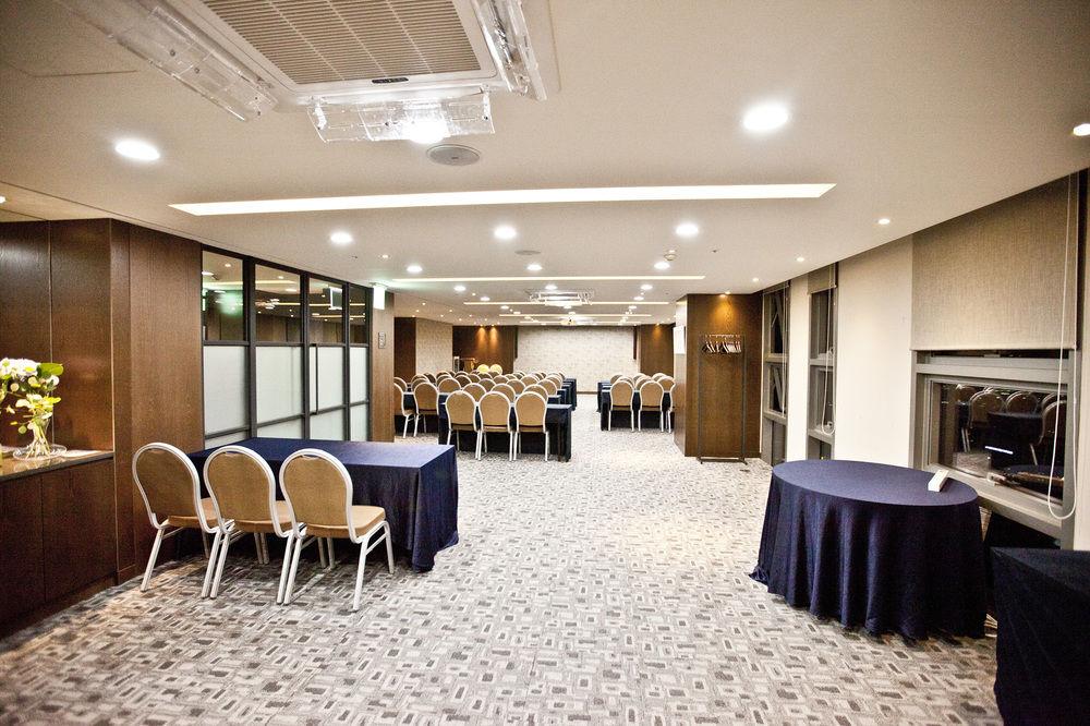 Four Points By Sheraton Josun, Station Hotel 4*